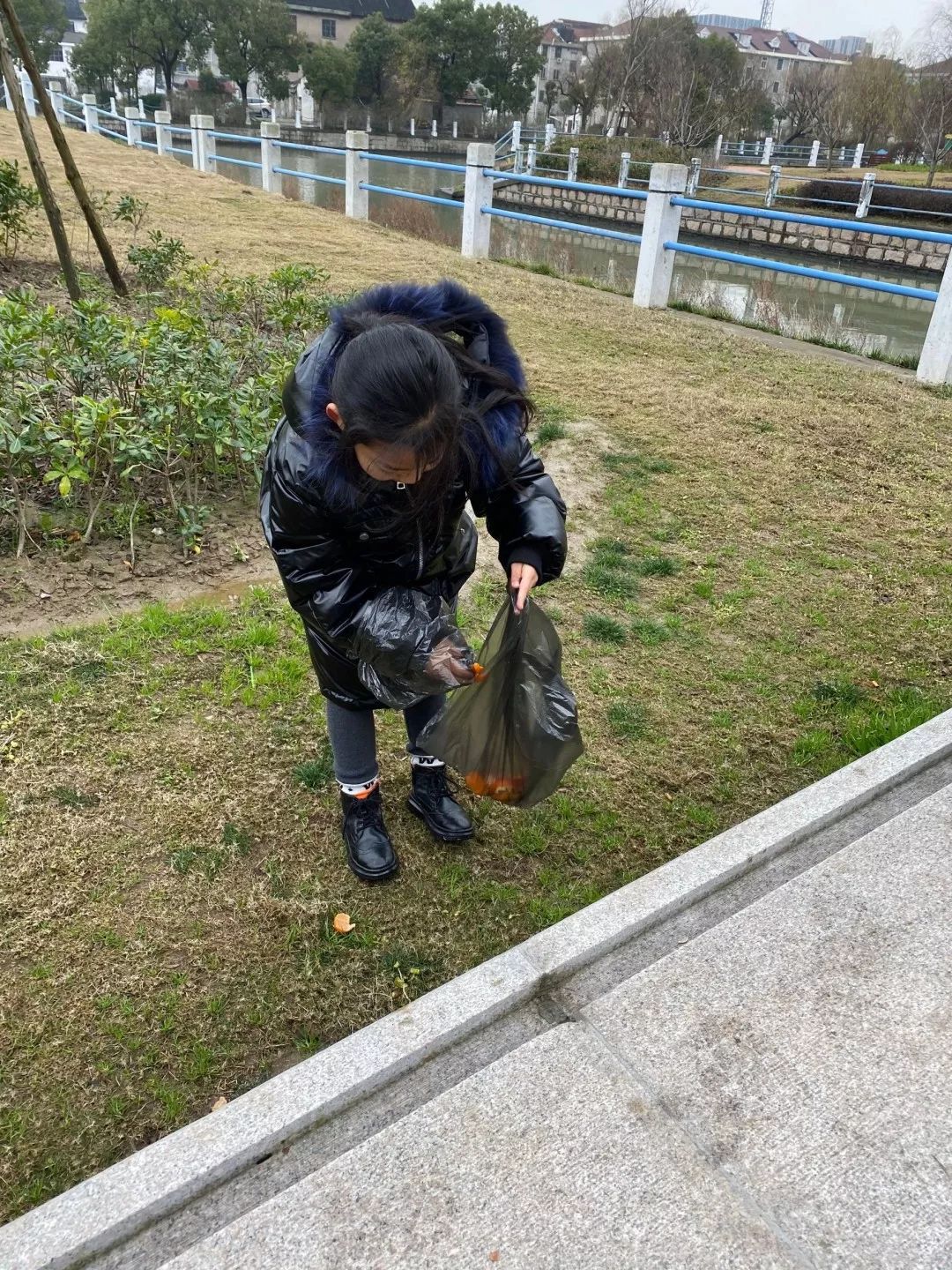 我来教大家“牵手跑得快小程序 开挂	”附开挂脚本详细步-第2张图片