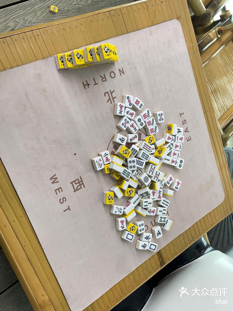 推荐一款“熊猫麻将一直输怎么回事”真实开挂技巧分享-第3张图片