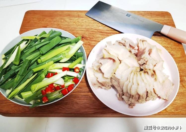 教程分享“中至窝龙开挂神器免费”分享用挂教程-第1张图片